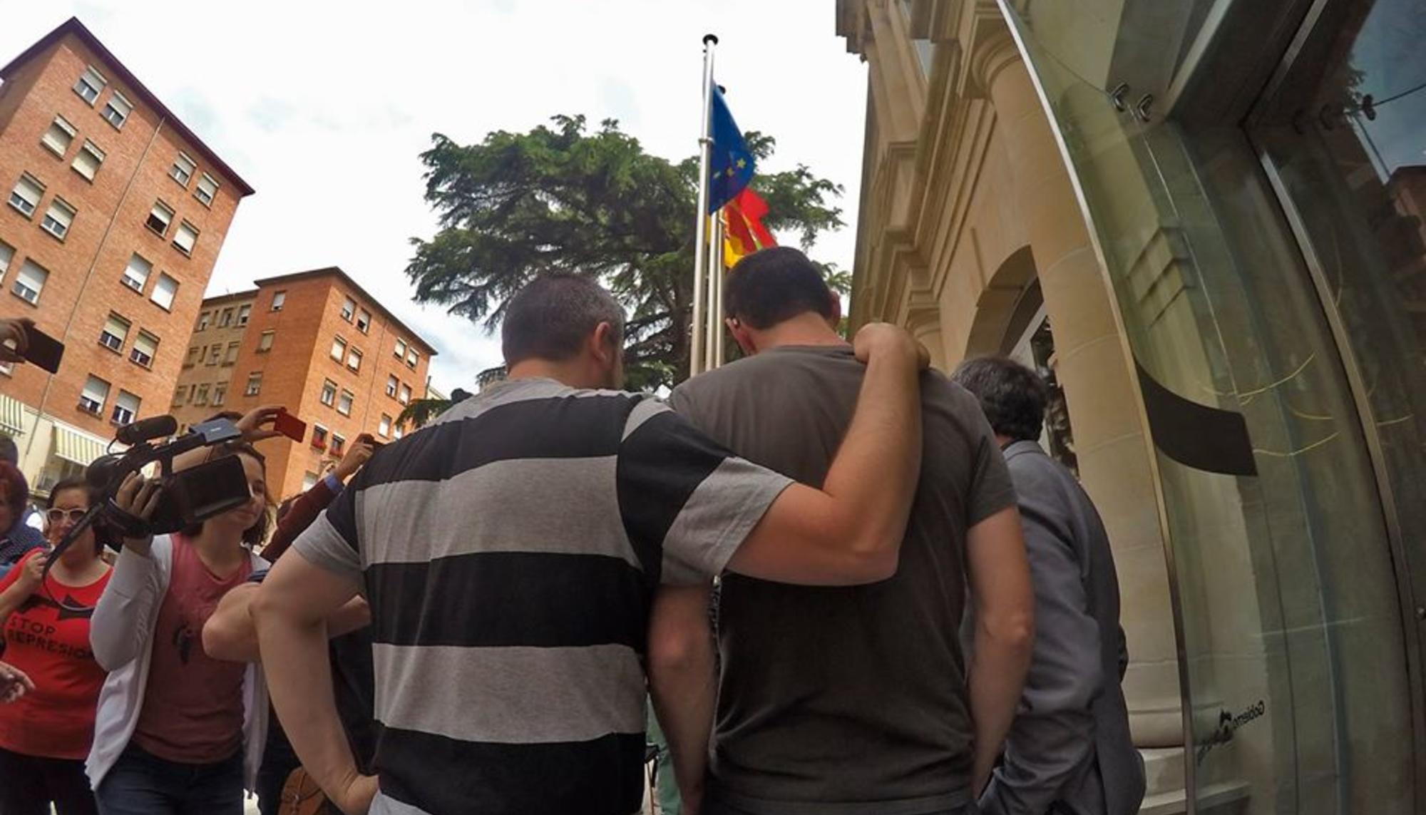 14N Vista previa del Juicio de Pablo y Jorge. Abrazados